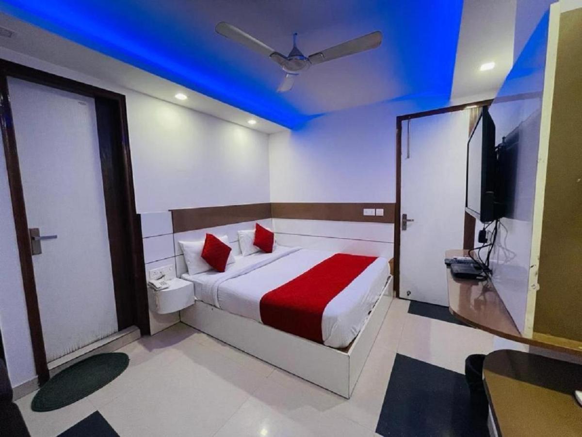 Sky Residency Bed & Breakfast New Delhi Exterior photo